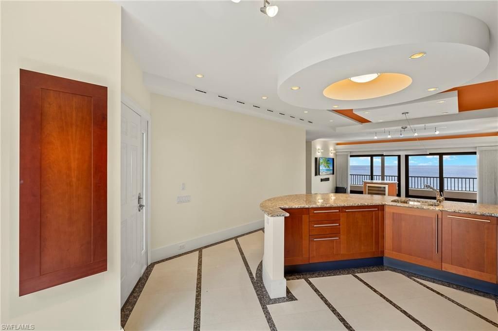 625 La Peninsula Blvd, Unit 625, Naples, FL 34113 Photo