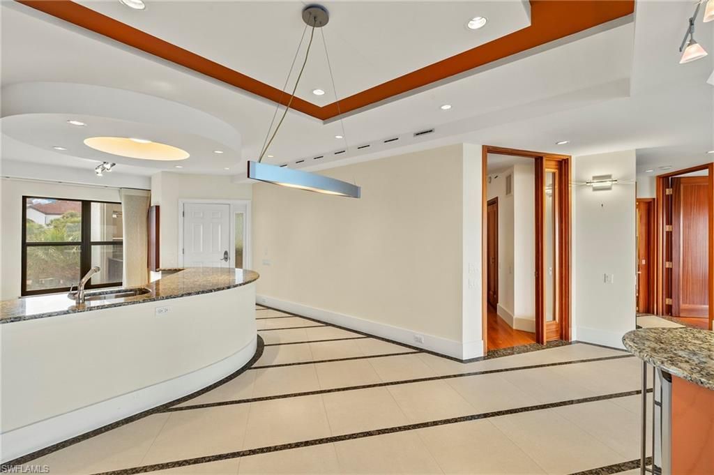 625 La Peninsula Blvd, Unit 625, Naples, FL 34113 Photo