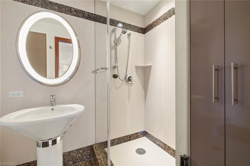 625 La Peninsula Blvd, Unit 625, Naples, FL 34113 Photo