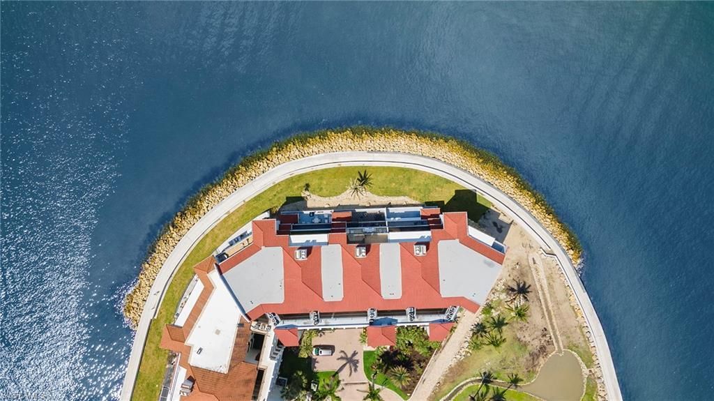 625 La Peninsula Blvd, Unit 625, Naples, FL 34113 Photo