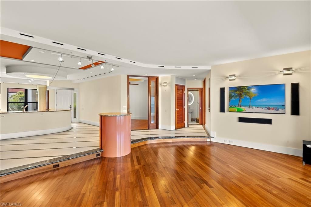 625 La Peninsula Blvd, Unit 625, Naples, FL 34113 Photo