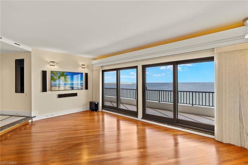 625 La Peninsula Blvd, Unit 625, Naples, FL 34113 Photo
