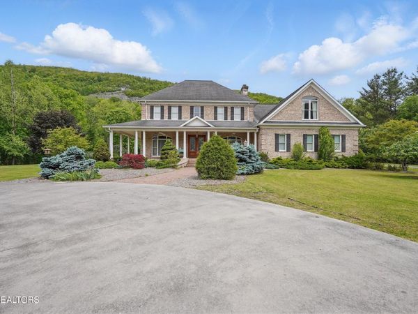 6005 Powell Valley Rd, Big Stone Gap, VA 24219