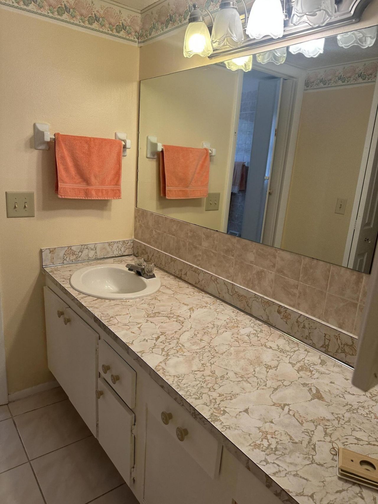 12021 W Greenway Drive, Unit 206, Royal Palm Beach, FL 33411 Photo