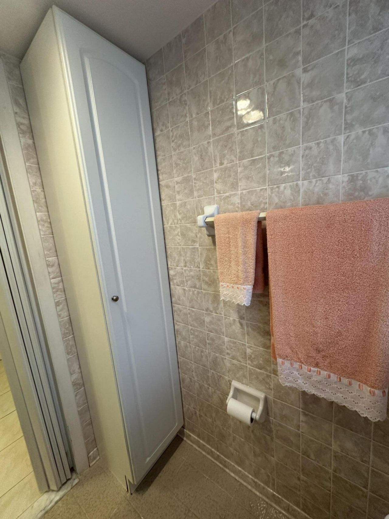 12021 W Greenway Drive, Unit 206, Royal Palm Beach, FL 33411 Photo