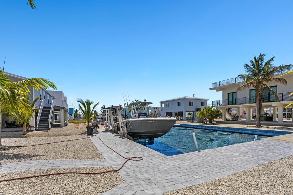 31450 Avenue G, Big Pine Key, FL 33043 Photo