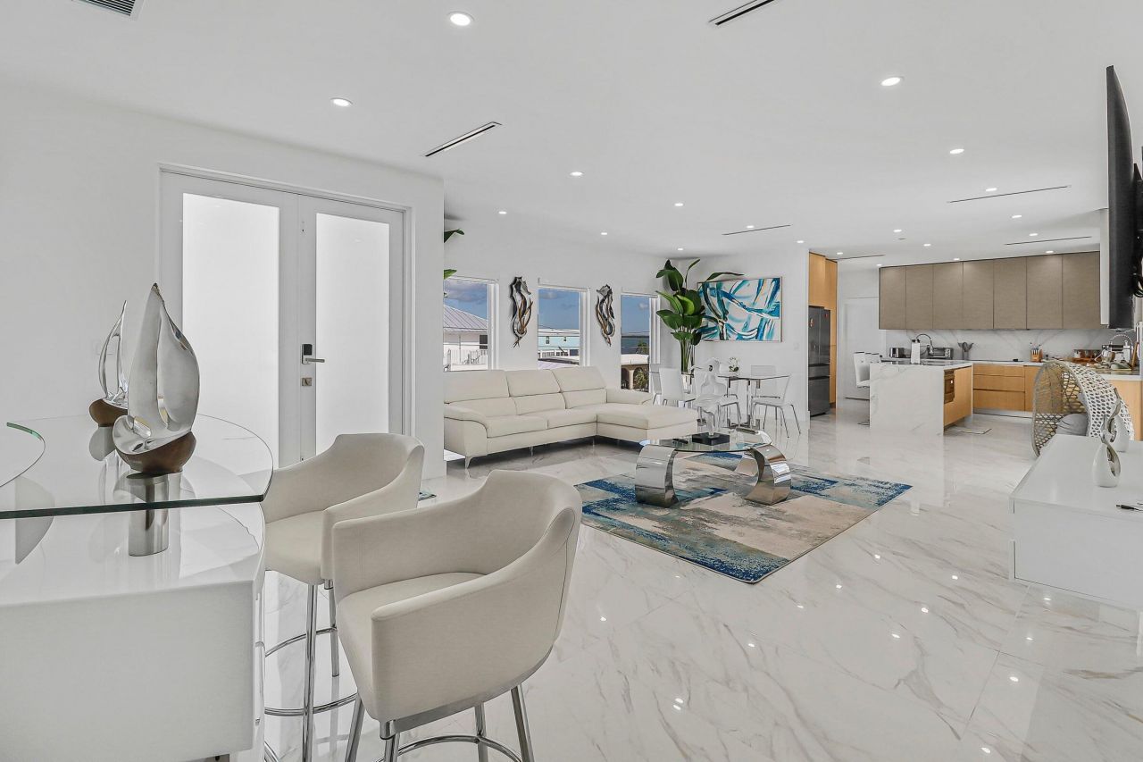 31450 Avenue G, Big Pine Key, FL 33043 Photo