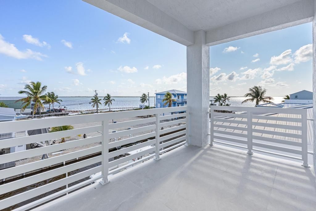 31569 Avenue D, Big Pine Key, FL 33043 Photo