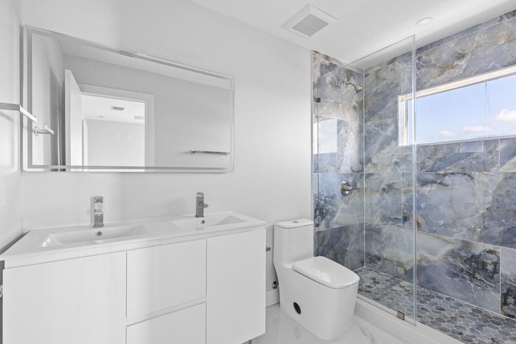 31569 Avenue D, Big Pine Key, FL 33043 Photo