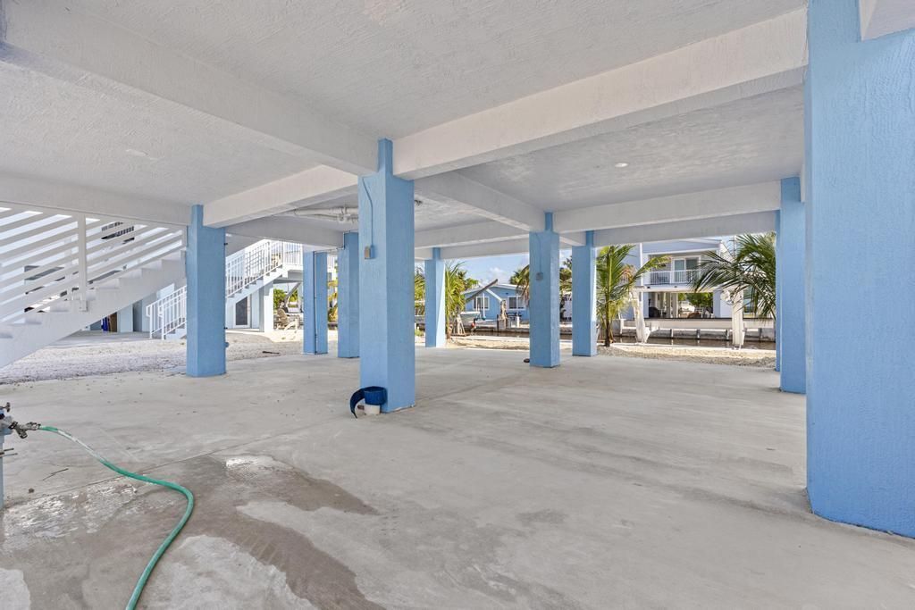 31569 Avenue D, Big Pine Key, FL 33043 Photo