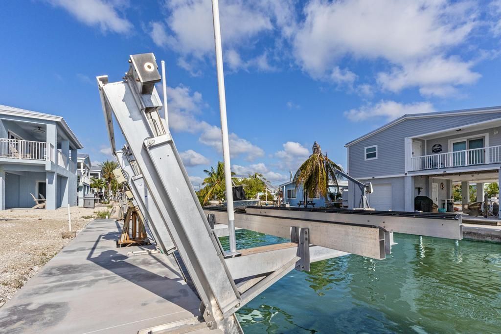 31569 Avenue D, Big Pine Key, FL 33043 Photo