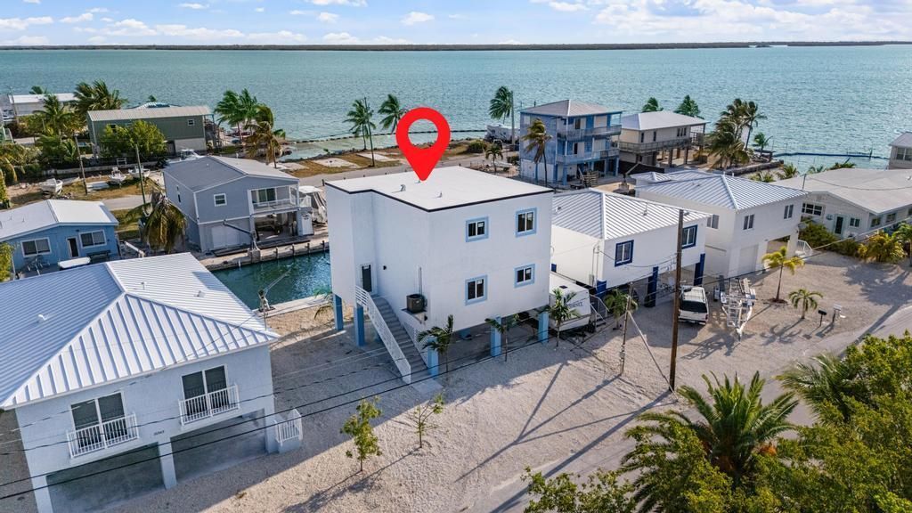 31569 Avenue D, Big Pine Key, FL 33043 Photo