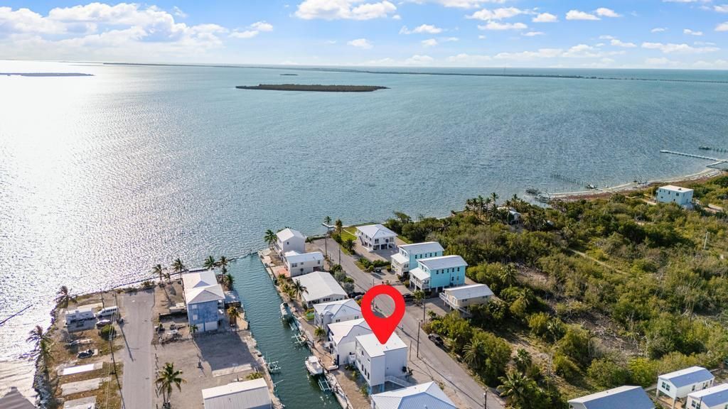 31569 Avenue D, Big Pine Key, FL 33043 Photo