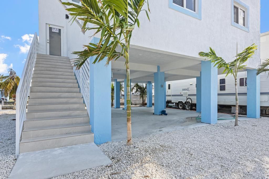 31569 Avenue D, Big Pine Key, FL 33043 Photo
