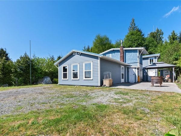 1065 Seventh Ave, Ucluelet, BC V0R 3A0