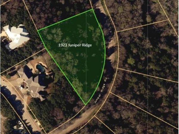 1923 Juniper Ridge Road, Cedar Hill, TX 75104