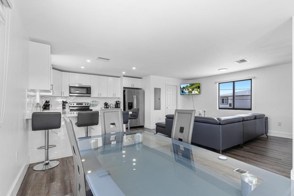 31490 Avenue F, Big Pine Key, FL 33043 Photo