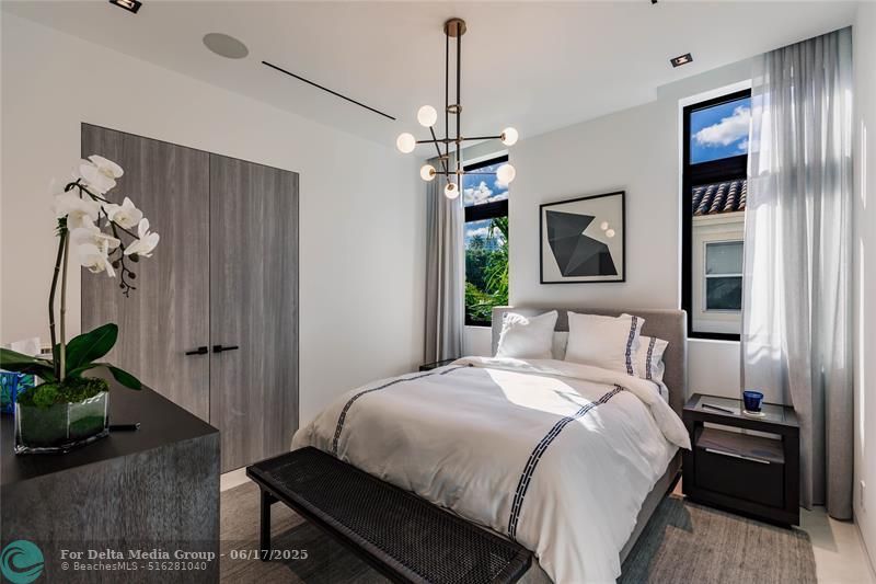 725 Poinciana Dr, Fort Lauderdale, FL 33301 Photo