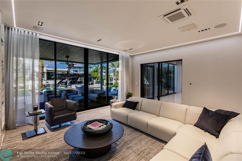 725 Poinciana Dr, Fort Lauderdale, FL 33301 Photo