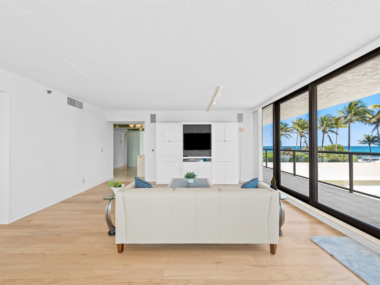 2727 S Ocean Boulevard, Unit 304, Highland Beach, FL 33487 Photo