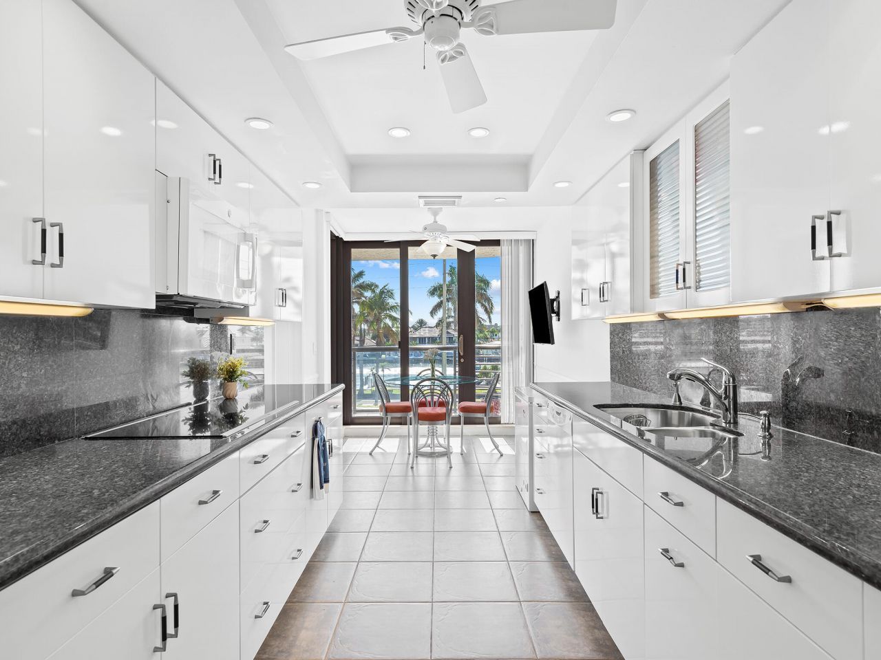 2727 S Ocean Boulevard, Unit 304, Highland Beach, FL 33487 Photo