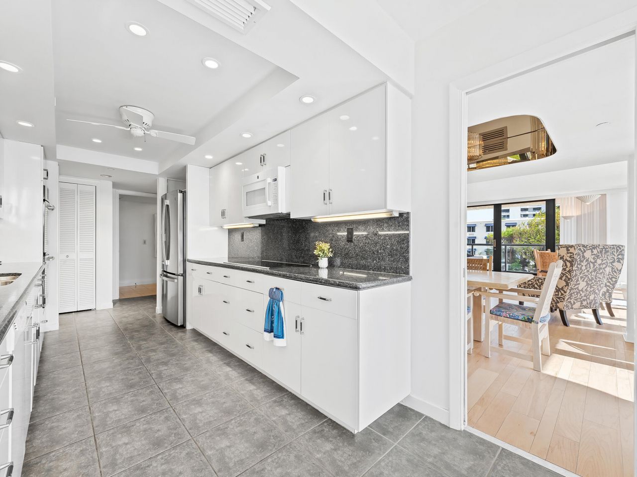 2727 S Ocean Boulevard, Unit 304, Highland Beach, FL 33487 Photo