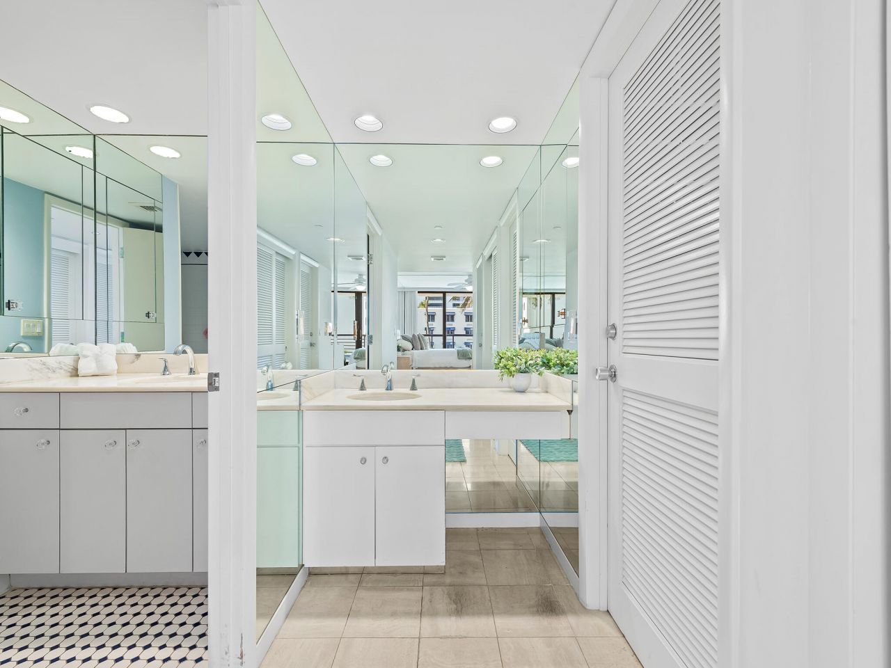 2727 S Ocean Boulevard, Unit 304, Highland Beach, FL 33487 Photo