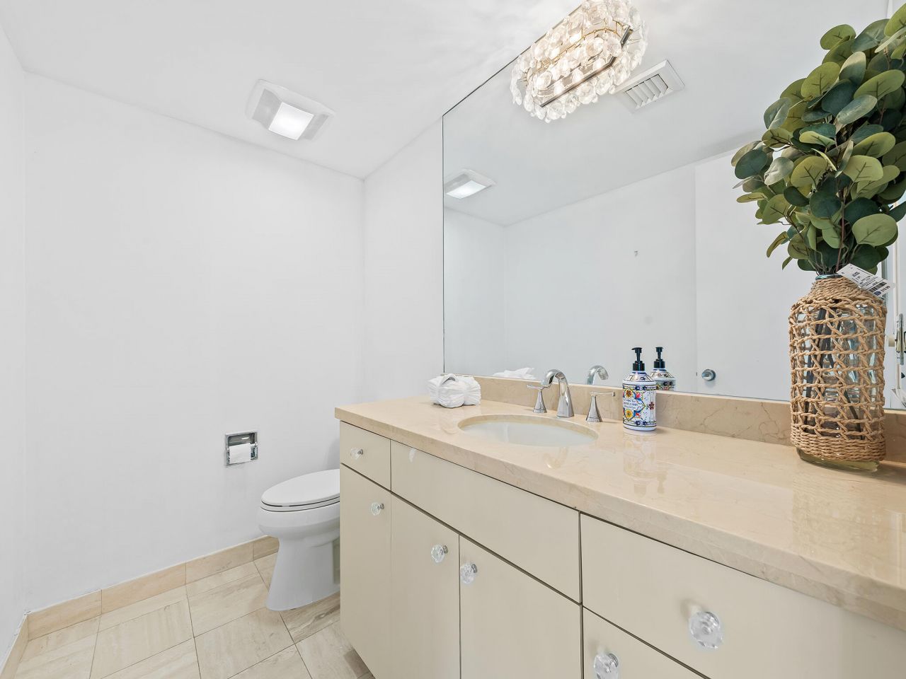 2727 S Ocean Boulevard, Unit 304, Highland Beach, FL 33487 Photo