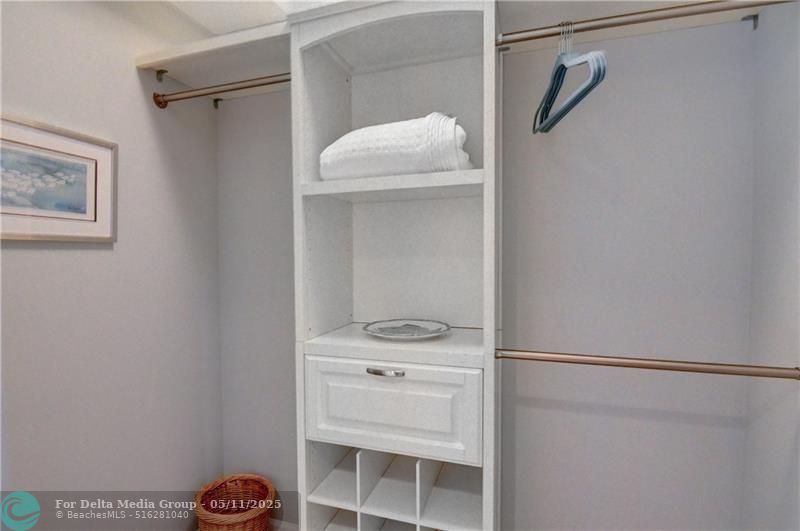 2640 Lake Shore Dr, Unit 2211, Riviera Beach, FL 33404 Photo