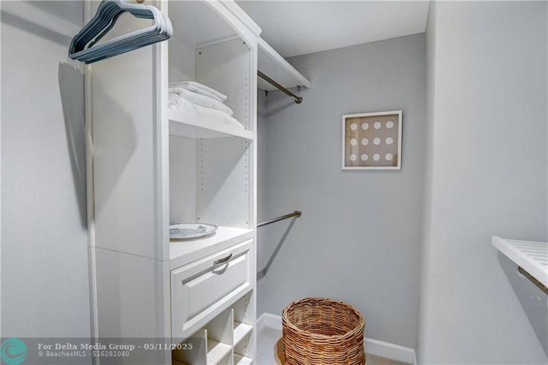 2640 Lake Shore Dr, Unit 2211, Riviera Beach, FL 33404 Photo