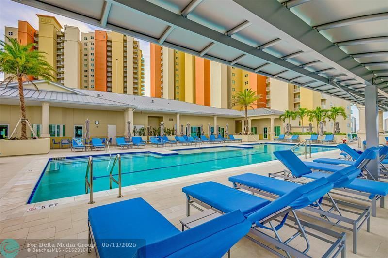 2640 Lake Shore Dr, Unit 2211, Riviera Beach, FL 33404 Photo