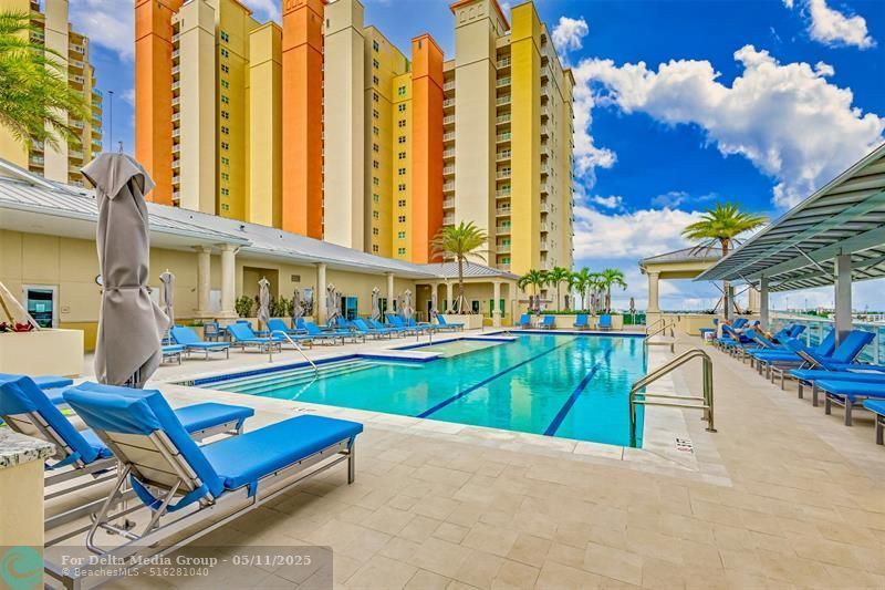 2640 Lake Shore Dr, Unit 2211, Riviera Beach, FL 33404 Photo