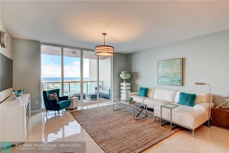 2640 Lake Shore Dr, Unit 2211, Riviera Beach, FL 33404 Photo