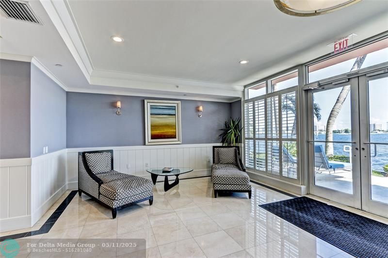 2640 Lake Shore Dr, Unit 2211, Riviera Beach, FL 33404 Photo