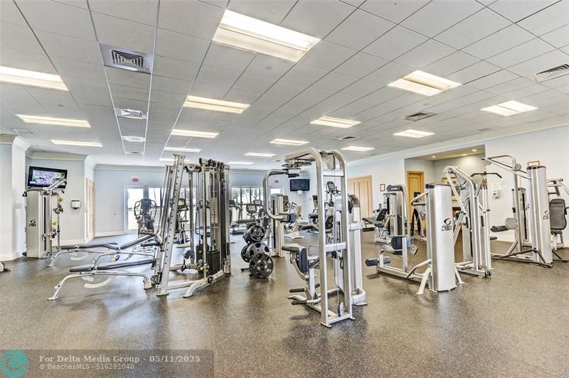 2640 Lake Shore Dr, Unit 2211, Riviera Beach, FL 33404 Photo