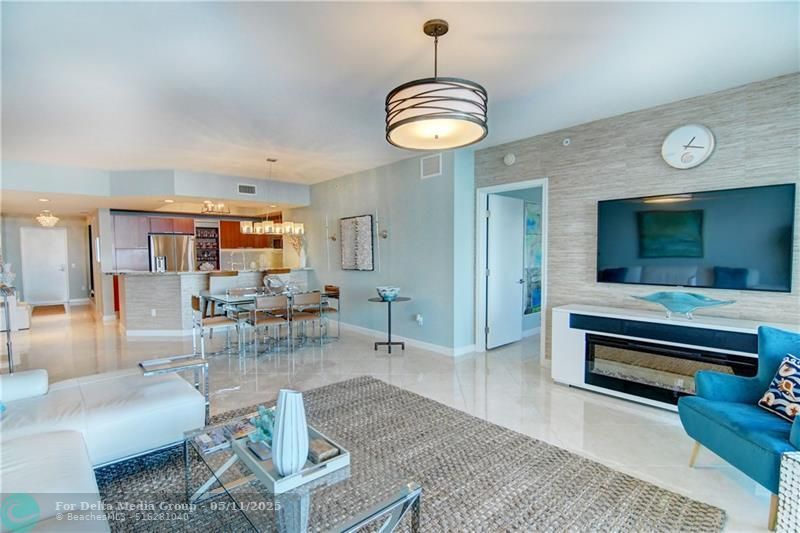 2640 Lake Shore Dr, Unit 2211, Riviera Beach, FL 33404 Photo