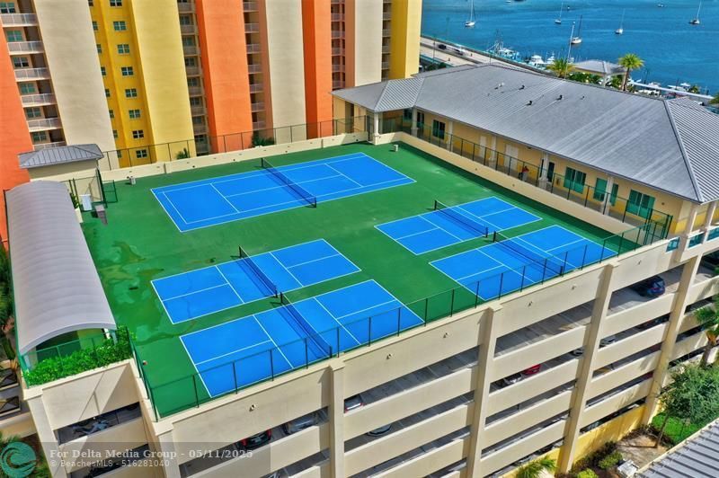 2640 Lake Shore Dr, Unit 2211, Riviera Beach, FL 33404 Photo