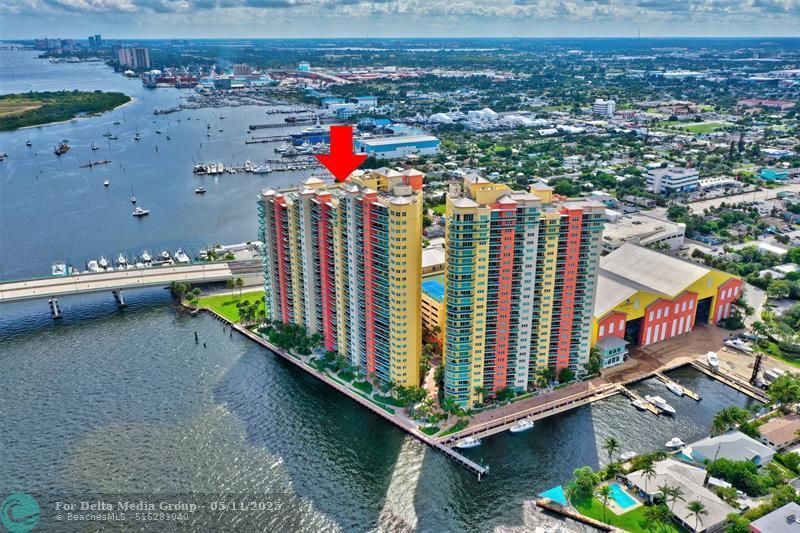 2640 Lake Shore Dr, Unit 2211, Riviera Beach, FL 33404 Photo