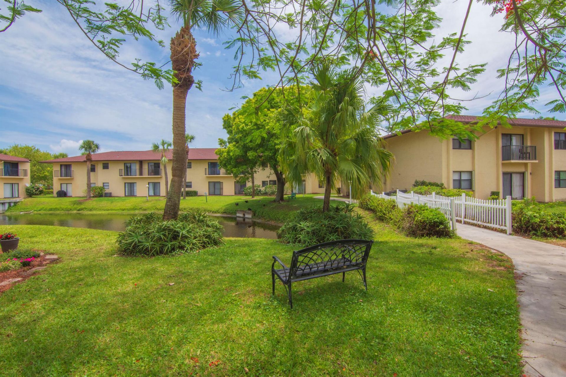 2050 Oleander Boulevard, Unit 2-206, Fort Pierce, FL 34950 Photo