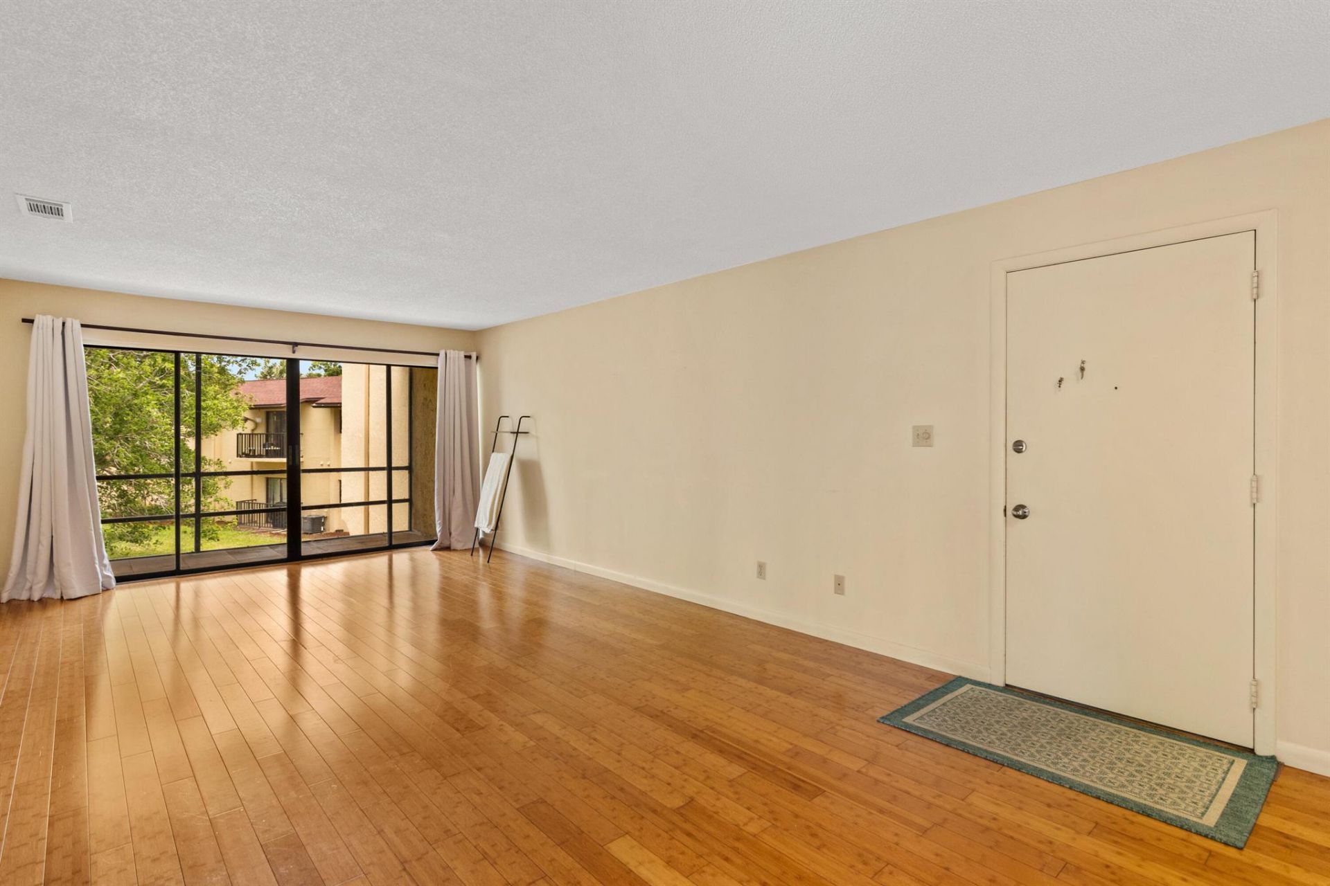 2050 Oleander Boulevard, Unit 2-206, Fort Pierce, FL 34950 Photo