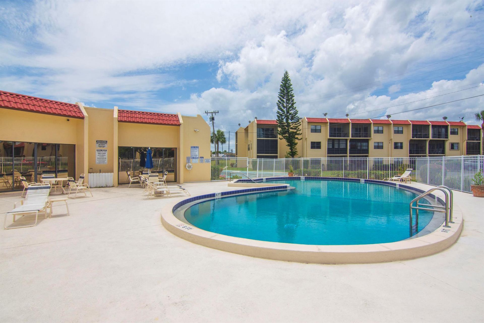 2050 Oleander Boulevard, Unit 2-206, Fort Pierce, FL 34950 Photo