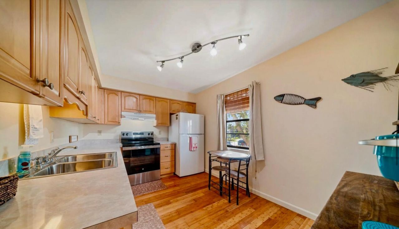 2050 Oleander Boulevard, Unit 2-206, Fort Pierce, FL 34950 Photo