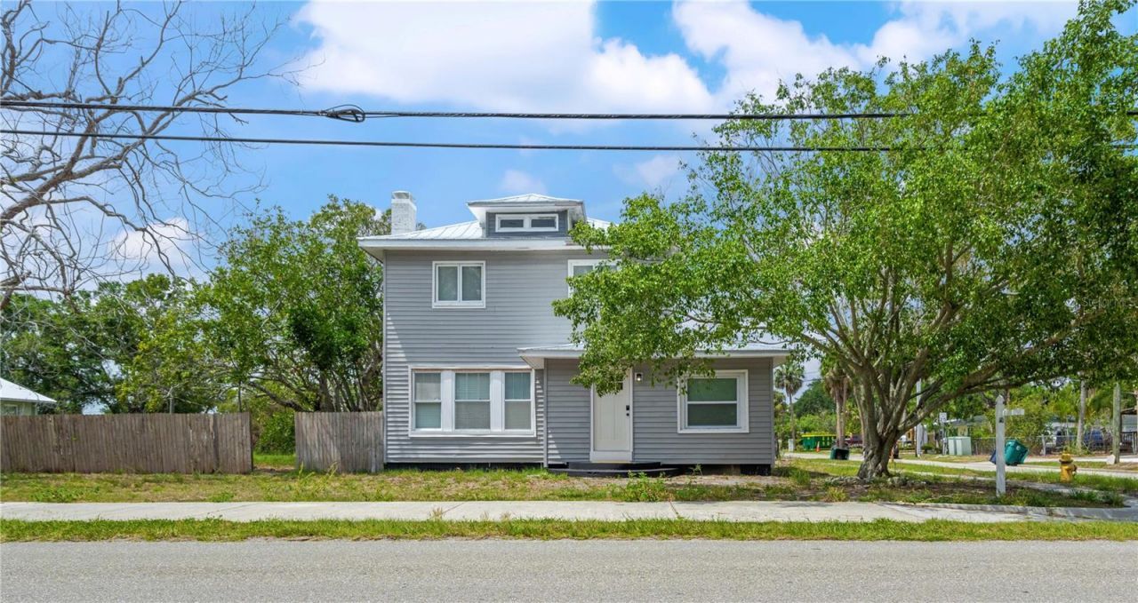 2700 10th Street W, Palmetto, FL 34221 Main Photo