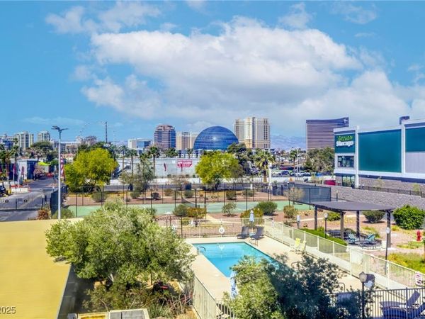 3930 University Center Drive, Unit 312, Las Vegas, NV 89119