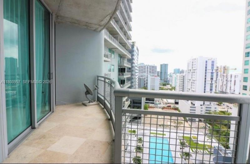 690 SW 1st Ct, Unit 1227, Miami, FL 33130 Photo