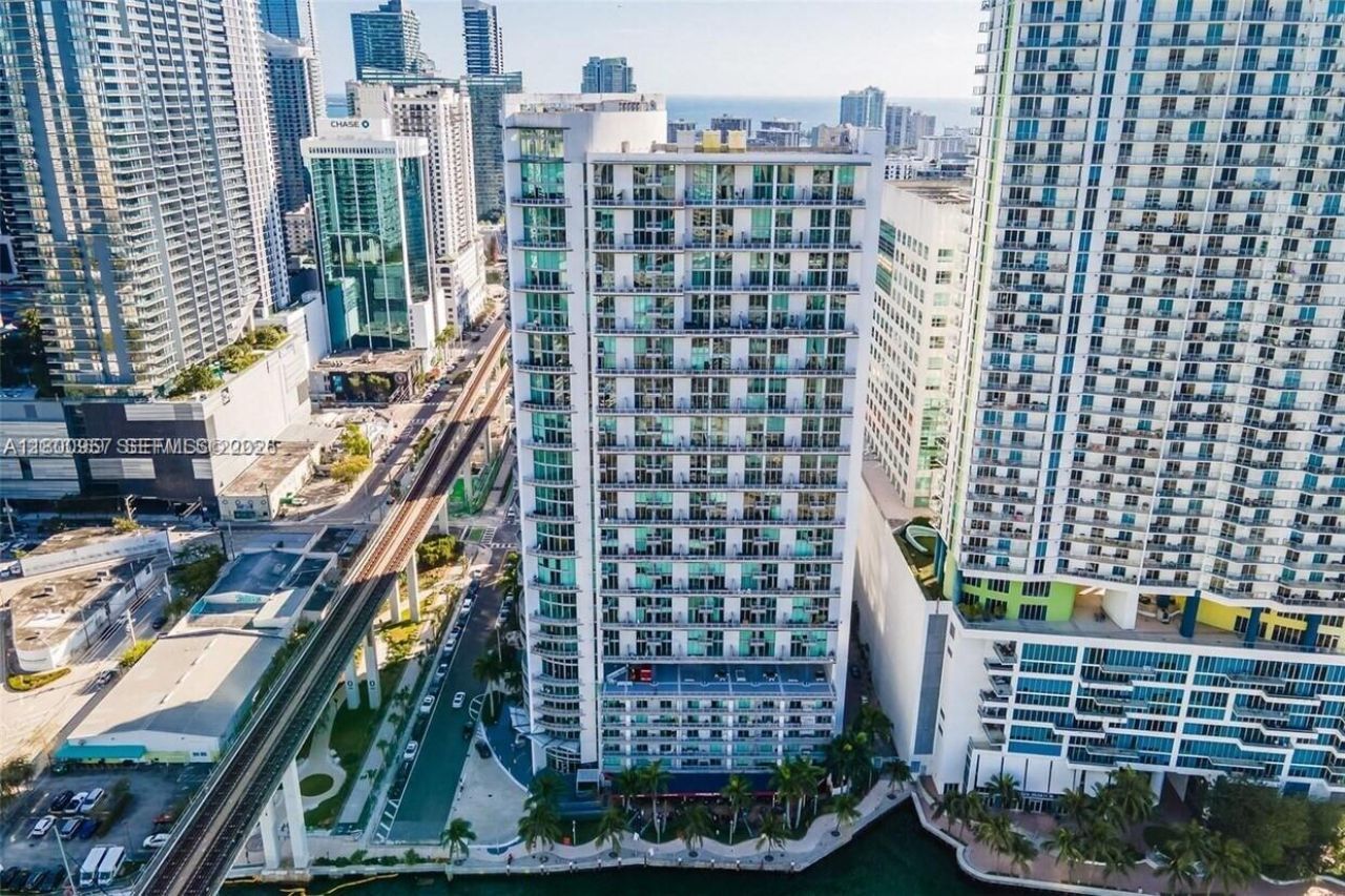 690 SW 1st Ct, Unit 1227, Miami, FL 33130 Photo