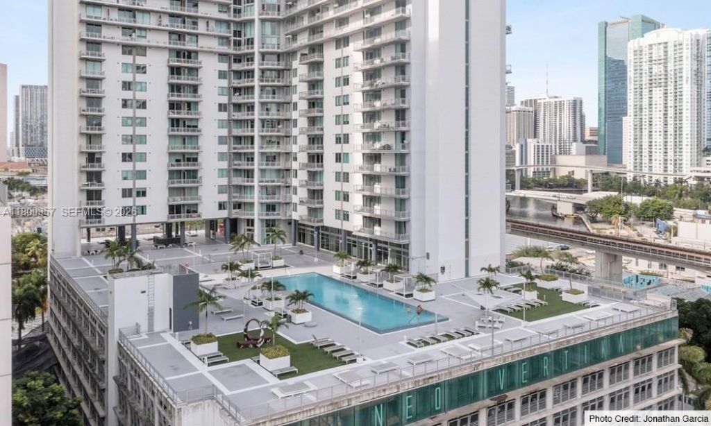 690 SW 1st Ct, Unit 1227, Miami, FL 33130 Photo