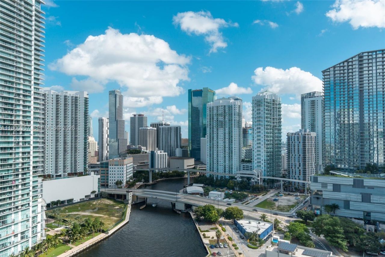 690 SW 1st Ct, Unit 1227, Miami, FL 33130 Photo