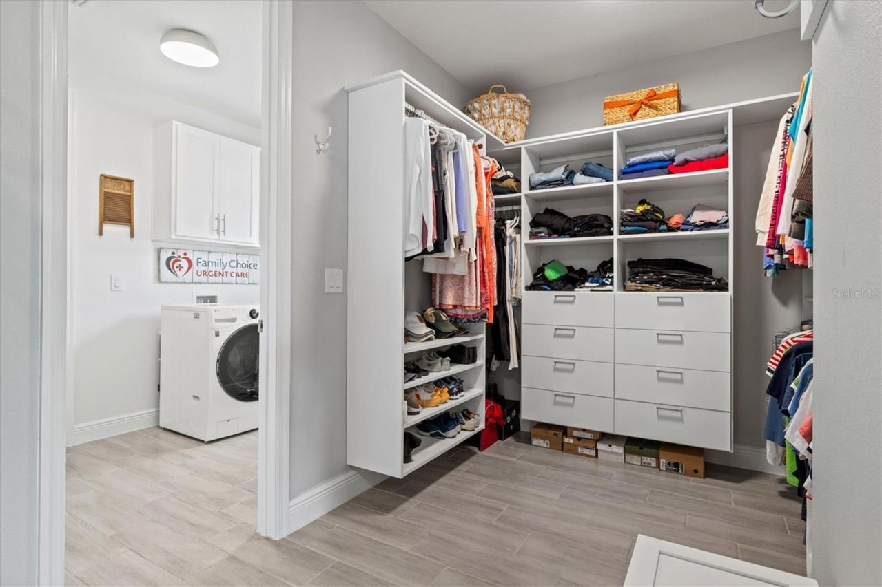 5823 Title Row Drive, Bradenton, FL 34210 Photo