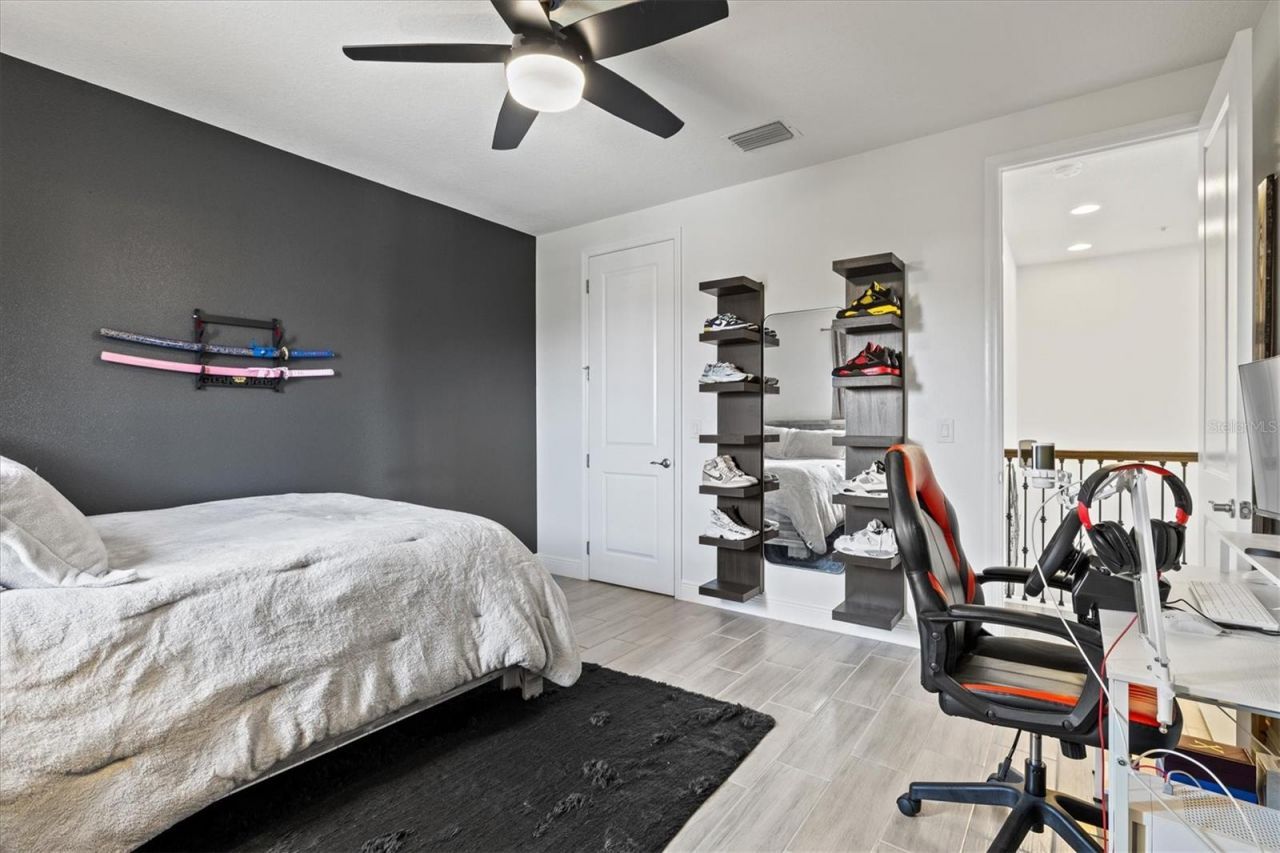 5823 Title Row Drive, Bradenton, FL 34210 Photo